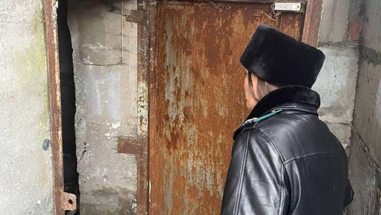 В адрес директора мурманской УК внесли представление из-за протечек в доме по Терскому переулку